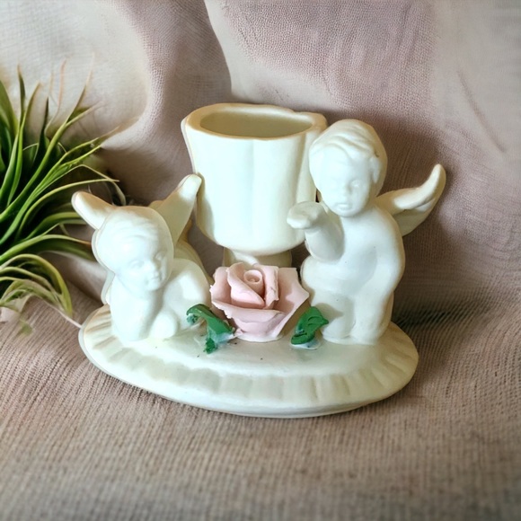 Vintage White Ceramic Cherub Angels Candlestick Holder Figurine - Picture 2 of 7